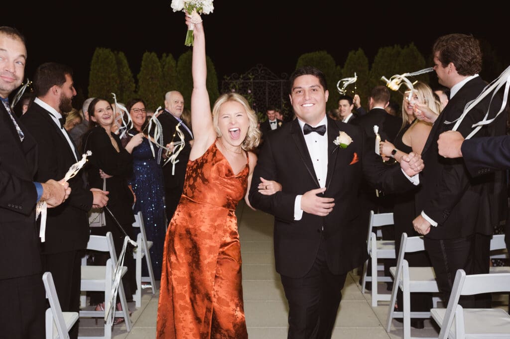 outdoor-night-ceremony-at-west-wing-palace-at-somserset-park-nj-by-suess-moments