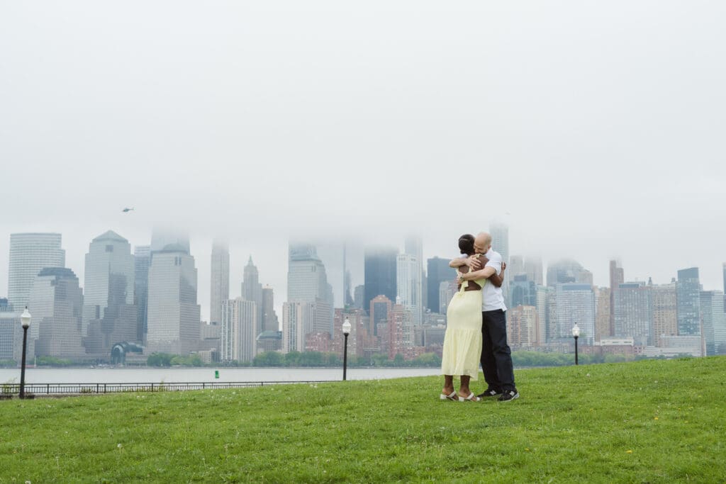 liberty-state-park-engagement-photos-by-suess-moments-photographer-jersey-city