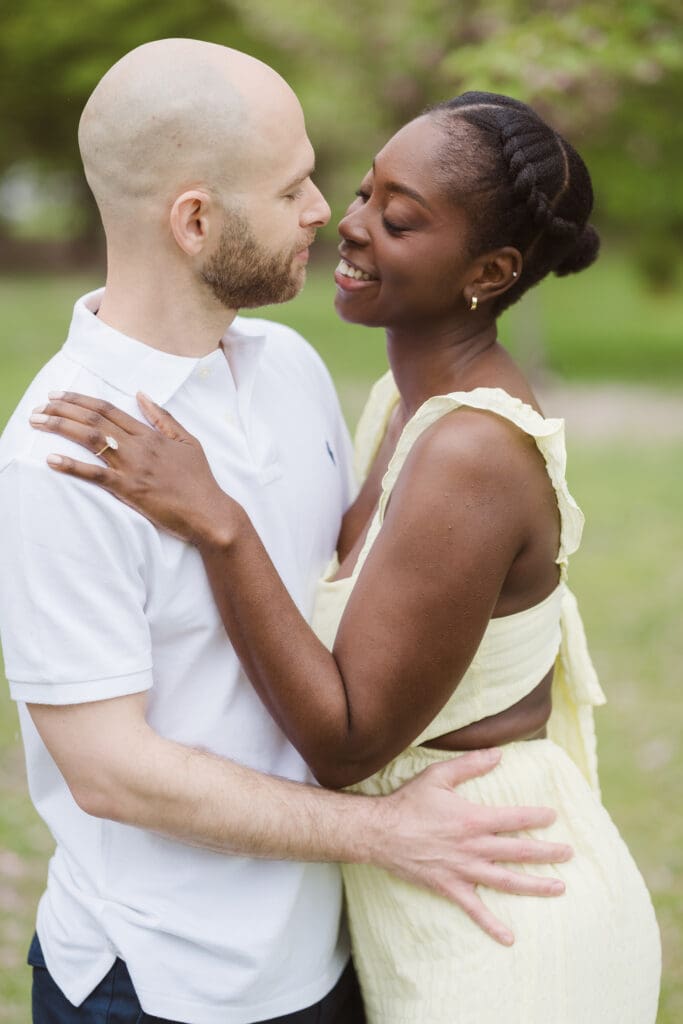 cute-couple-poses