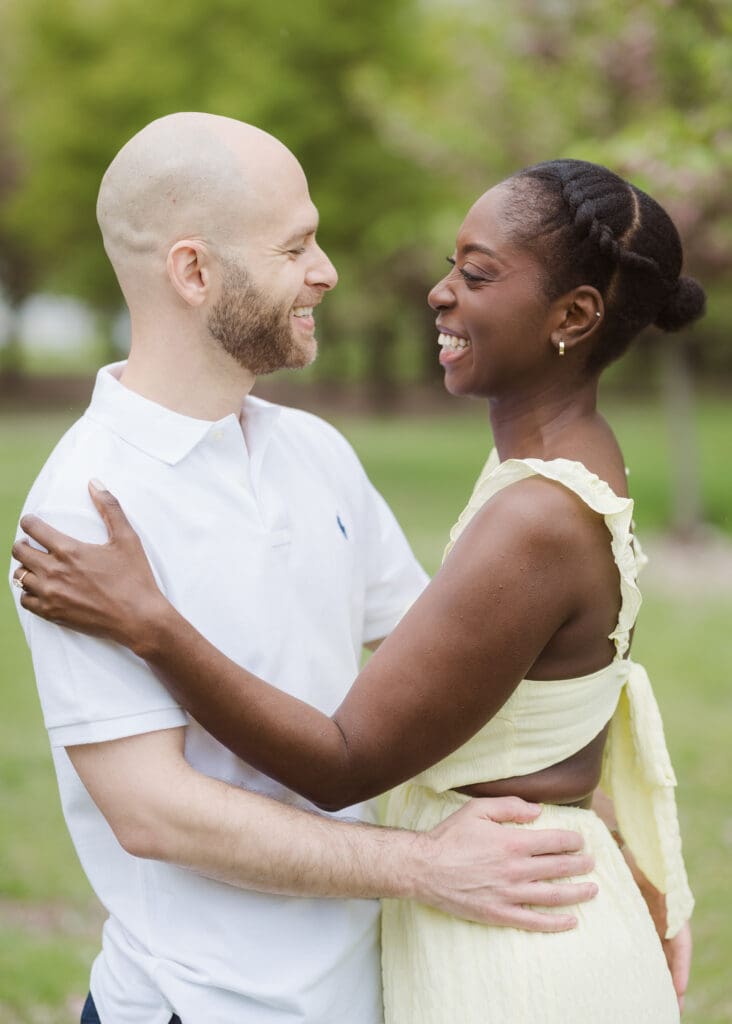 happy-candid-couple-photos-engagement