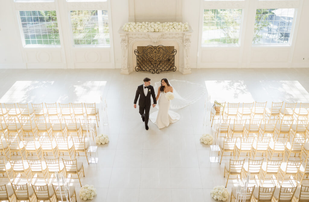 indoor wedding photo at the estate at florentine gardens ceremony space by suess moments