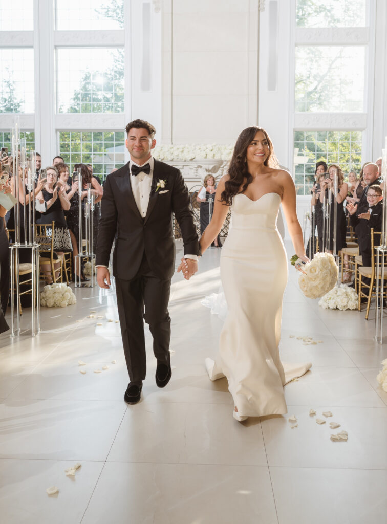 wedding ceremony at the estate at florentine gardens nj by suess moments photographer