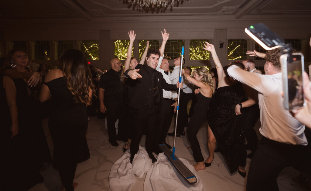 wedding reception at the estate at florentine gardens nj