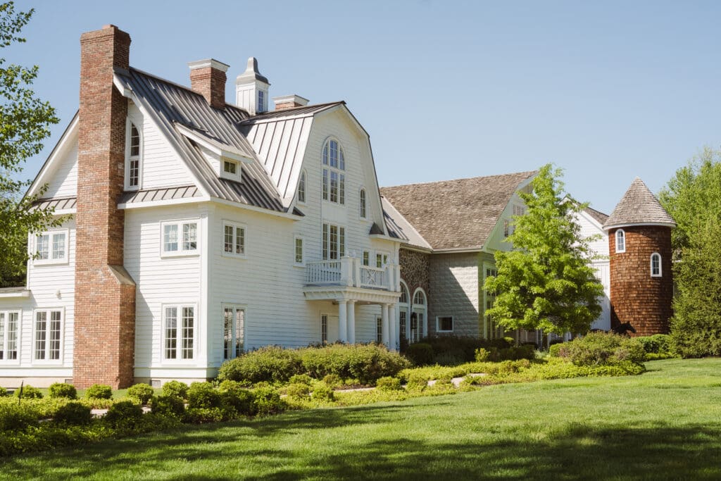 the-kimblewick-bridal-suite-getting-room-at-the-ryland-inn-nj