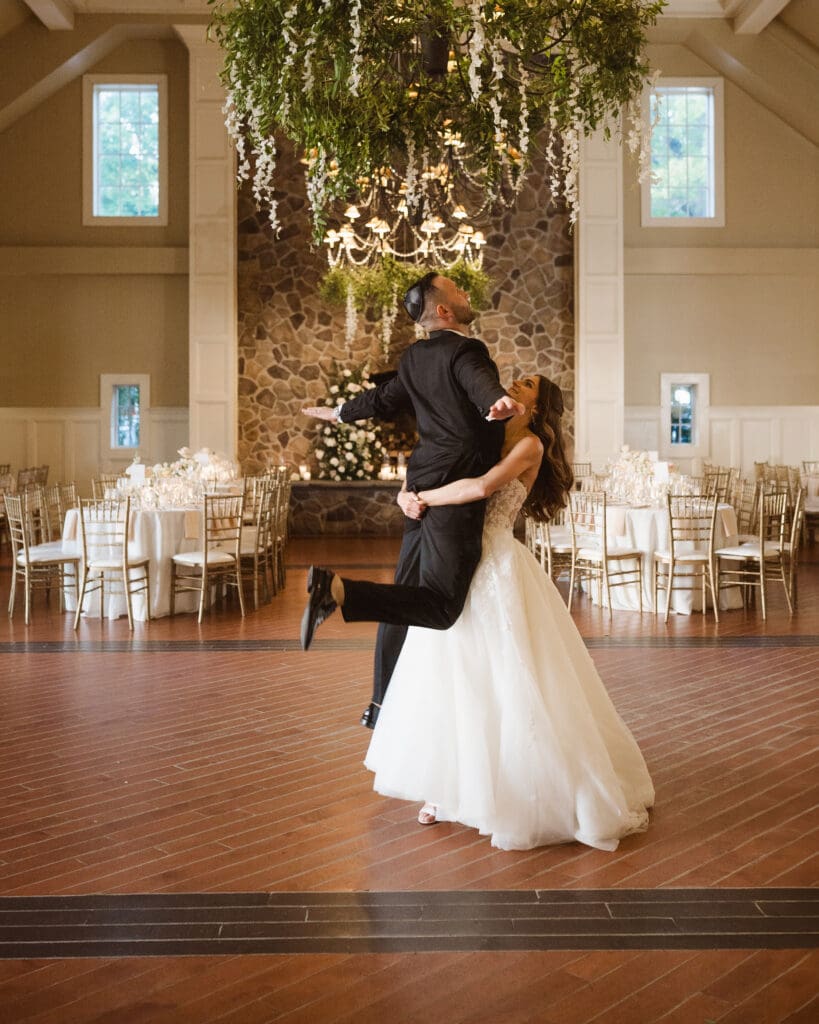 wedding day photos at the ryland inn nj by suess moments