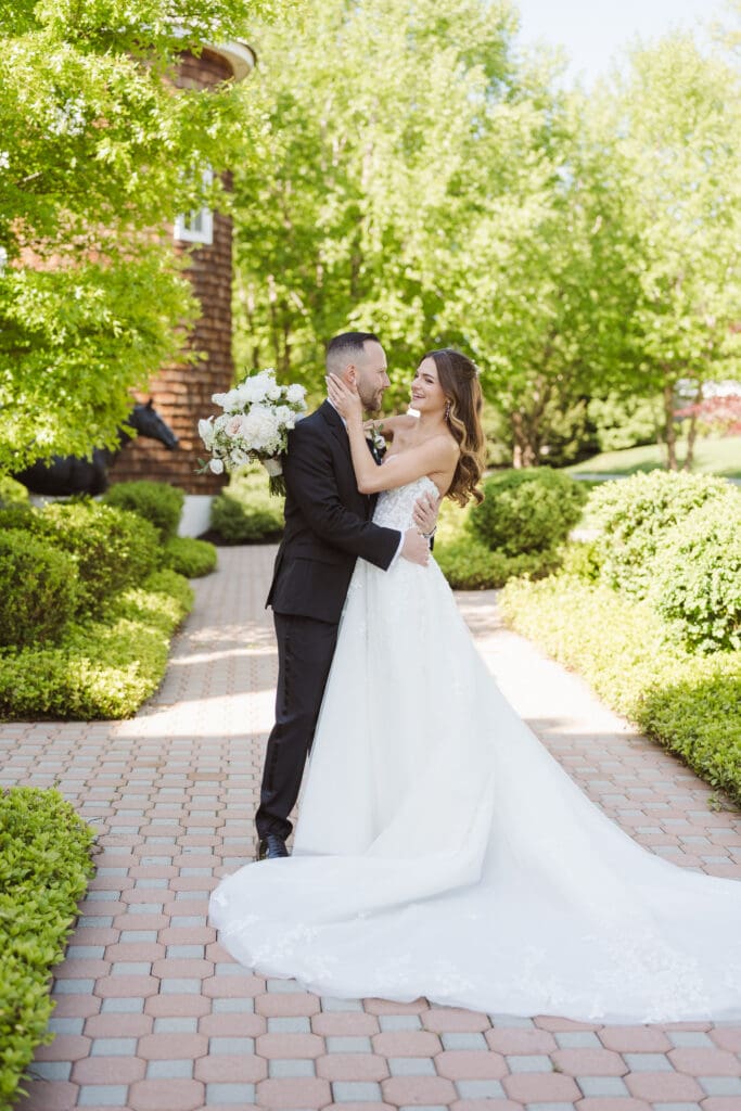 wedding day photos at the ryland inn nj by suess moments