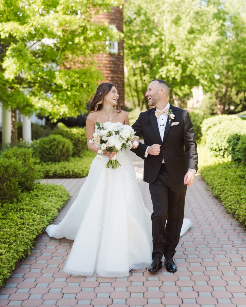 wedding day photos at the ryland inn nj by suess moments