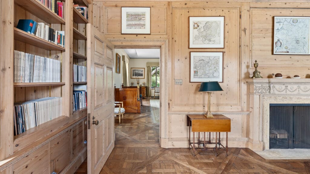 Prince Albert bridal suite library room at Jasna Polana NJ wedding venue