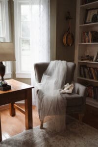 veil and wedding shoes