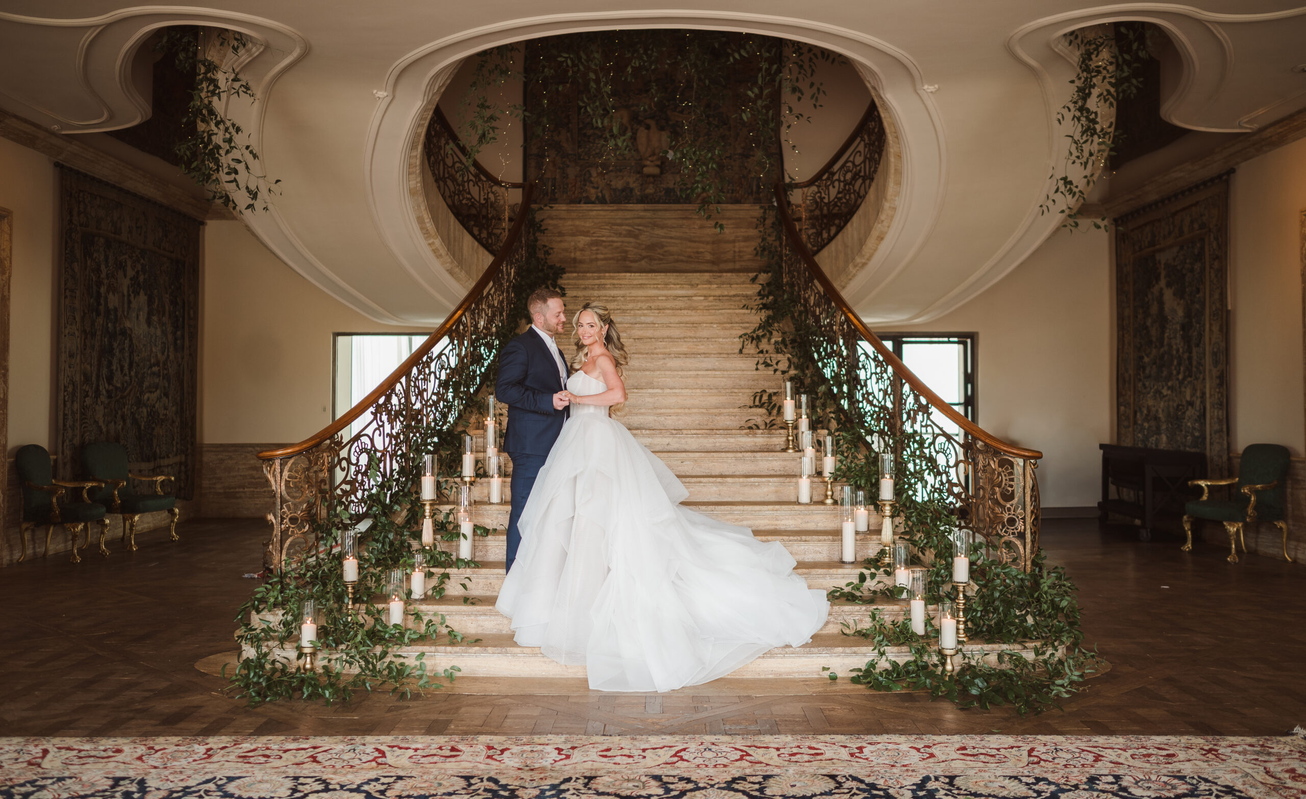 staircase at Jasna Polana NJ with greenery