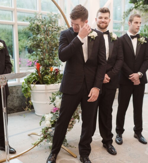 ceremony-wedding-photos-in-the-conservatory-at-the-madison-hotel-new-jersey-by-suess-moments