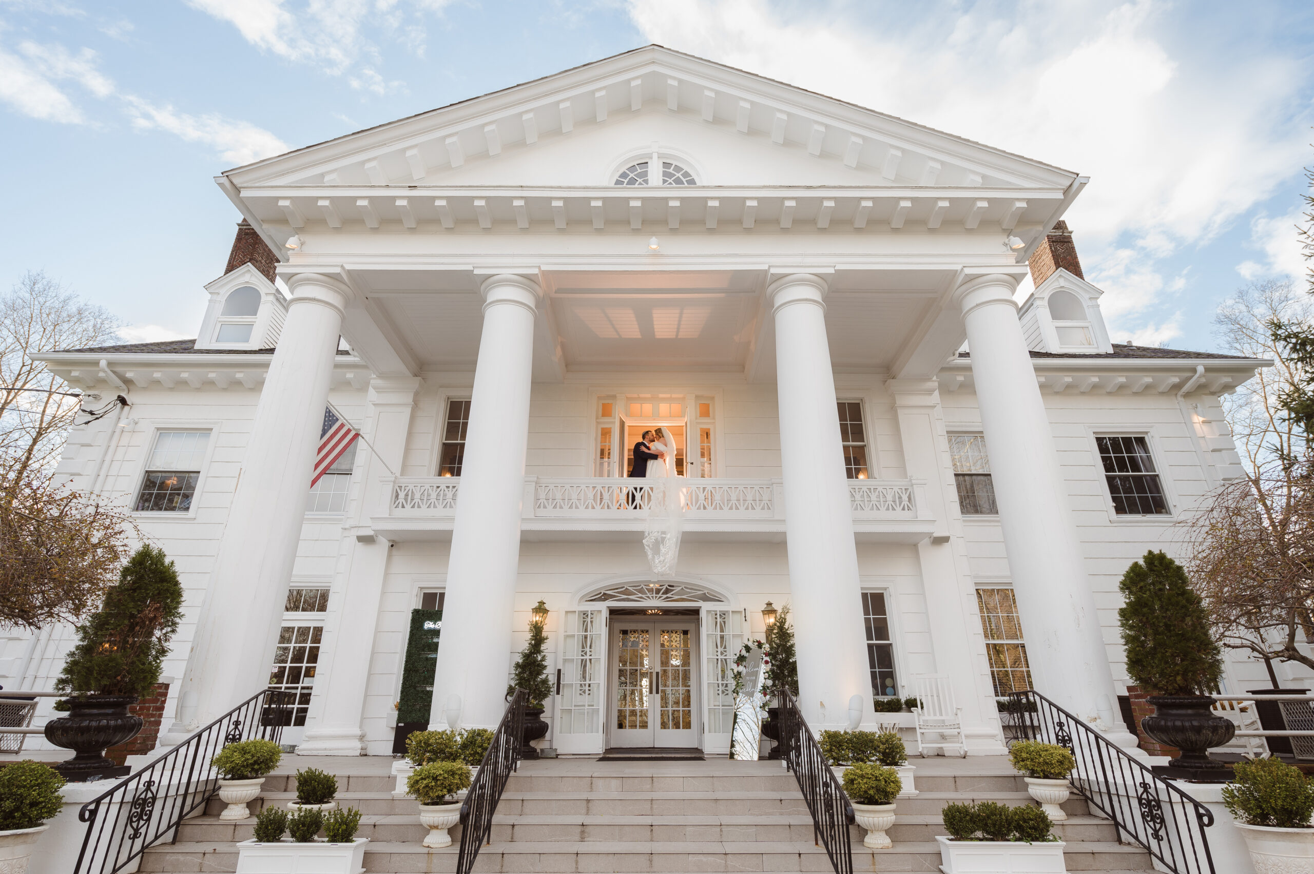 the-briarcliff-manor-new-york-mansion-wedding-venue-photos-by-suess-moments