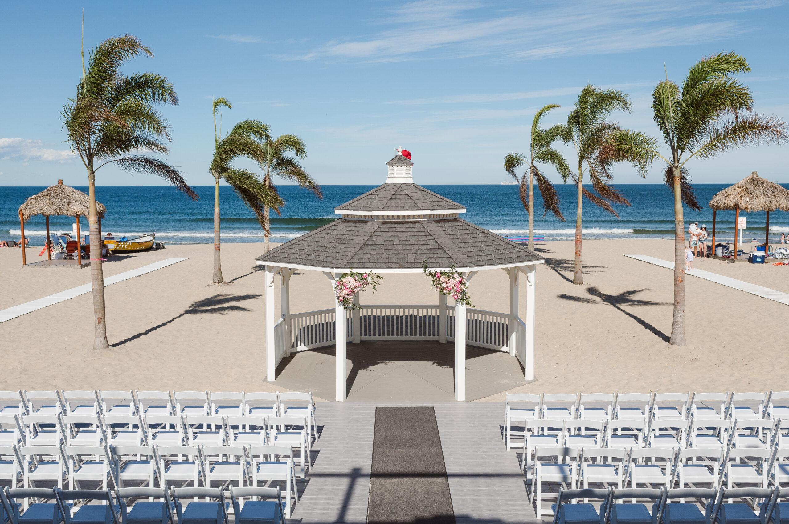 beach-wedding-ceremony-at-windows-on-the-water-nj-venue-by-suess-moments-photography