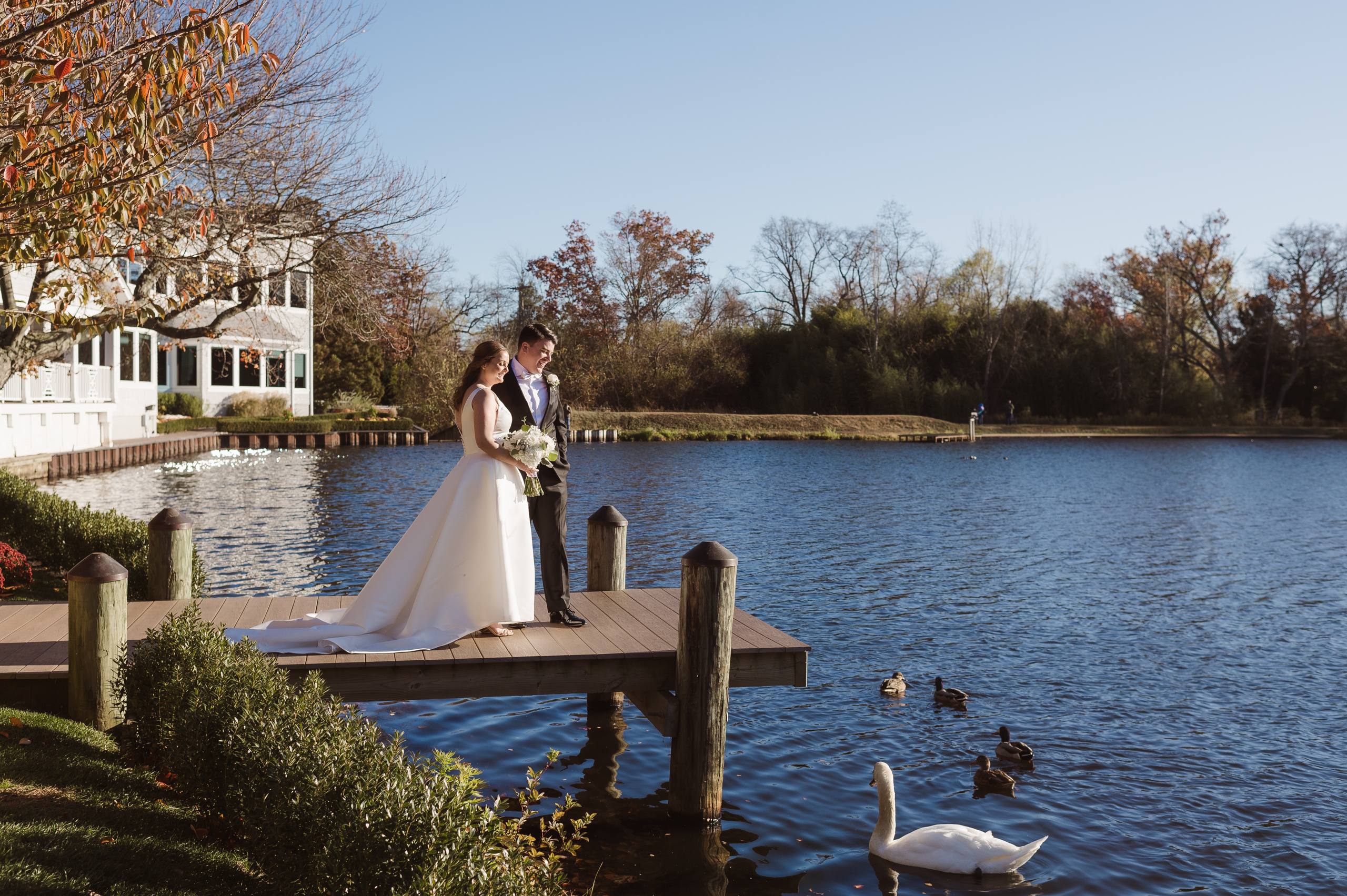 wedding-photos-at-the-mill-lakeside-manor-by-suess-moments-wedding-photographer-nj