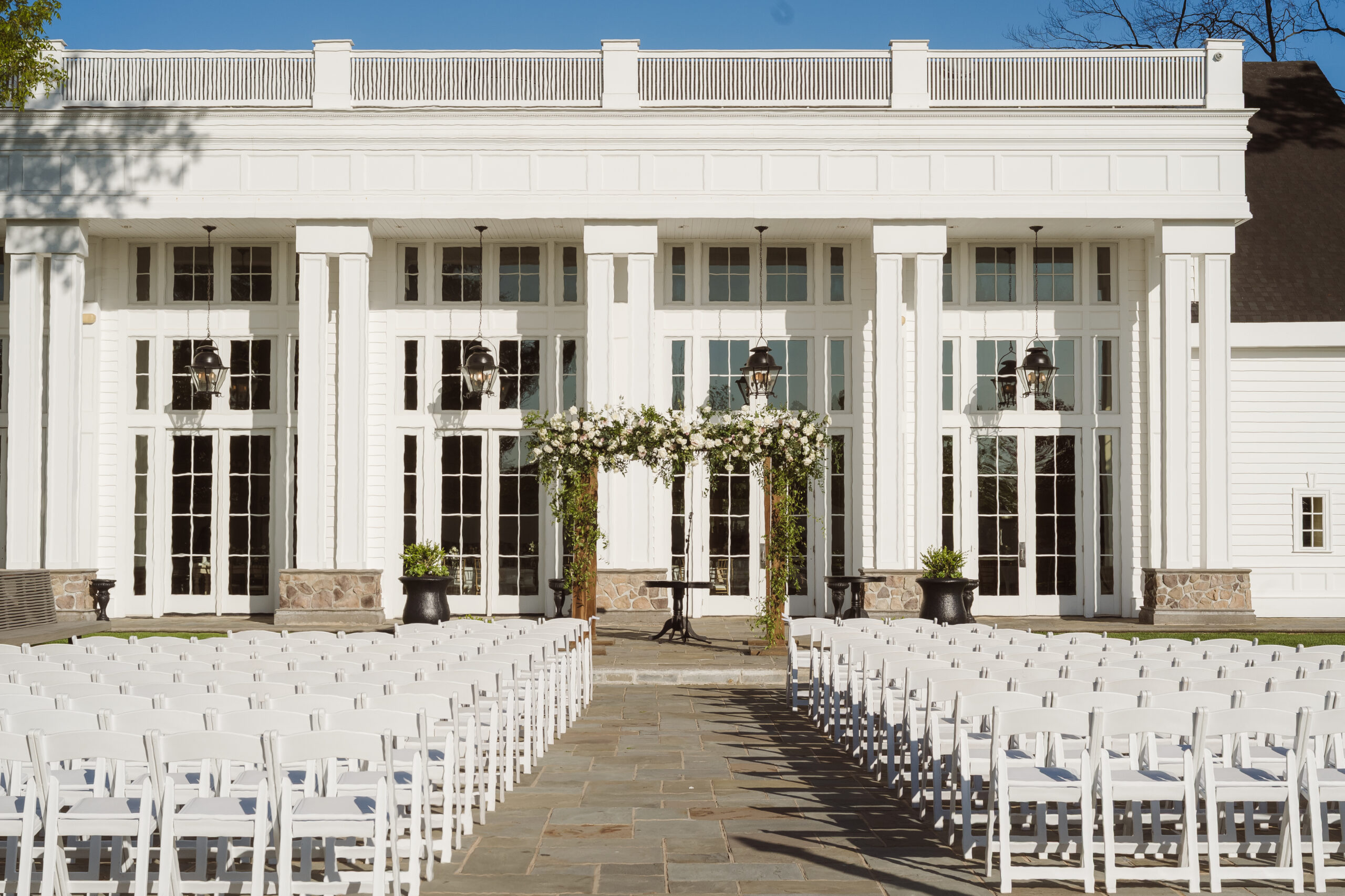 outdoor ceremony at the grand ballroom at the ryland inn nj